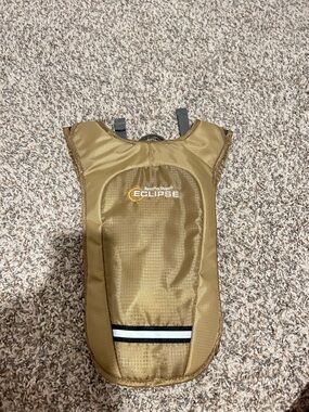 Hydration Bass Pro Shop Eclipse Pack Panel in Tan